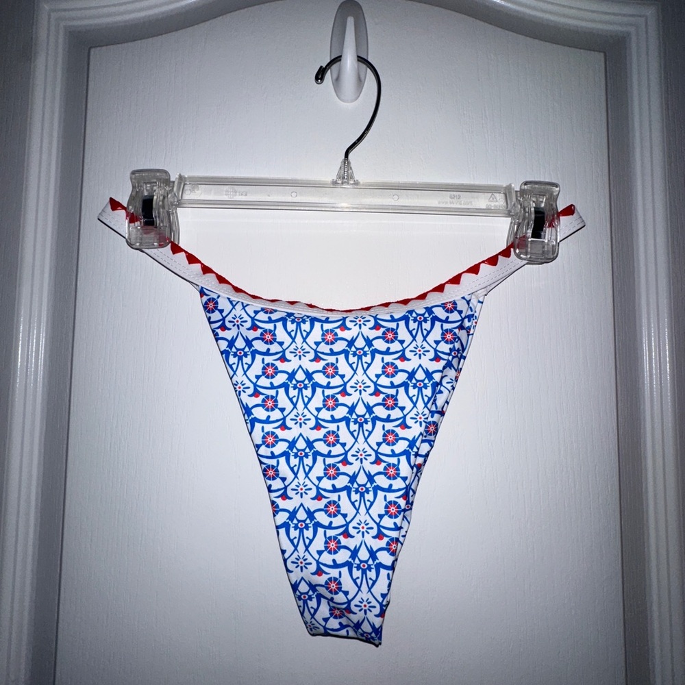 Bikini bottoms new